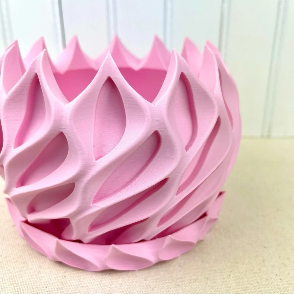 Modern Geometric Planter Pot, Twisted Planter Pot, Small Indoor Flower Pot